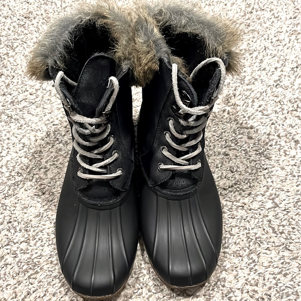 Sperry Boots! Size 8!